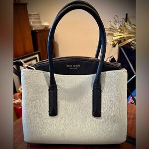 Kate Spade Margaux Satchel 👛 EUC 🤩